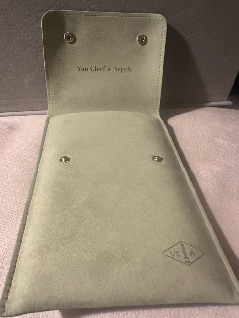 Van cleef  box and dust bag - Picture 3 of 3
